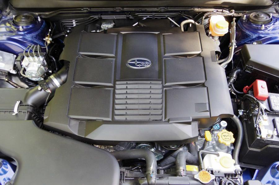  Subaru Legacy 2015 года  (US) (фото 9 из 35)